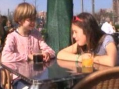 Mit Oma in Bilbao (With Grandma in Bilbao)